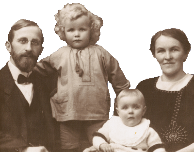 Fraunfelder Family, Circa 1922-23 Fraunfelder Family, Circa 1922-23